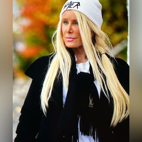 HAPPY FALL FROM BEAUTIFUL BOSTON & MAINE!! The color of the leaves are stunning! - Picture 16 of 17